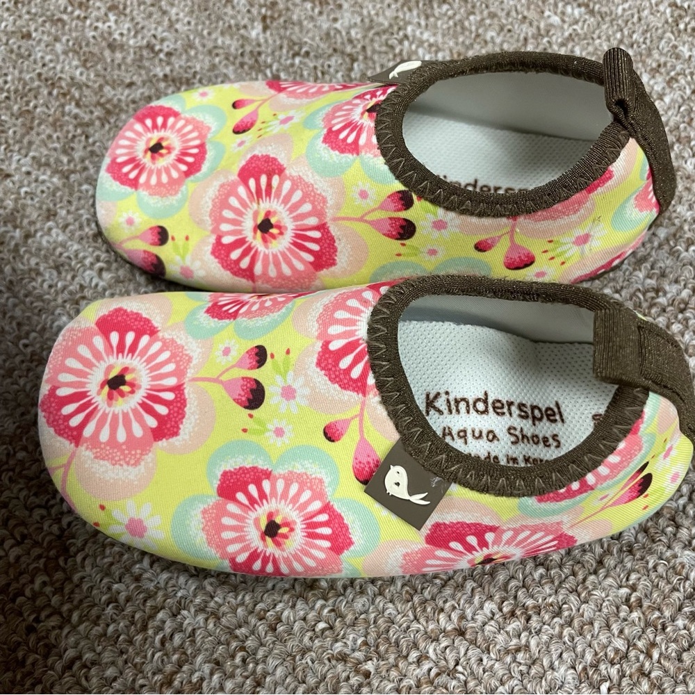 Perfect brand new patterned Aqua Shoes, flexible, lightweight, quick drying